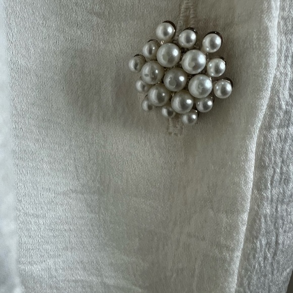 Zara Off-White Blouse with Pearl Buttons - Picture 4 of 5